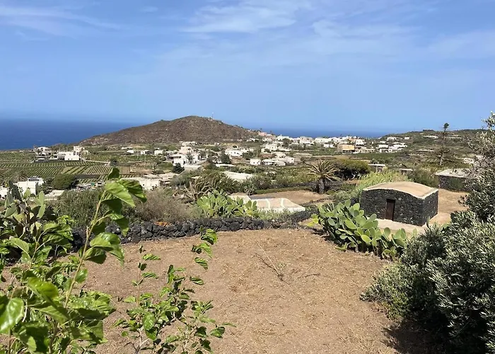 Feriehus Dammuso Rosa