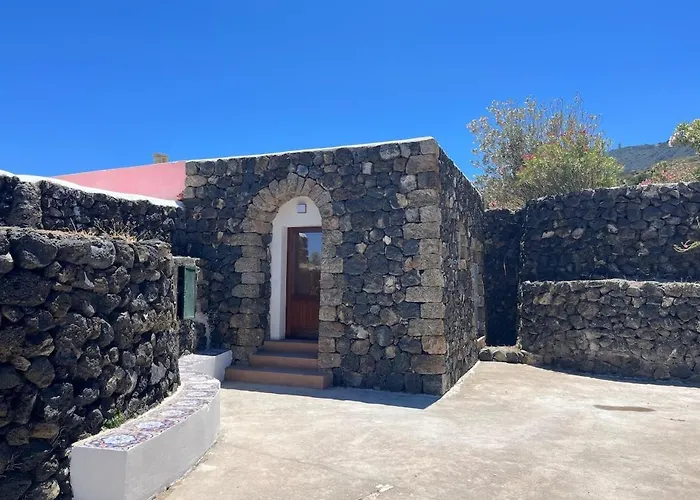 Feriehus Dammuso Rosa Kamma