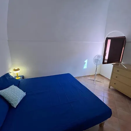 Holiday home Dammuso Rosa *